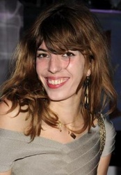  Lou Doillon