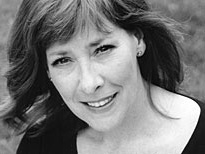  Phyllis Logan