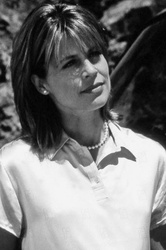  Linda Hamilton