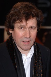  Stephen Rea