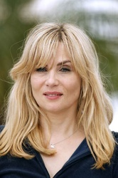  Emmanuelle Seigner