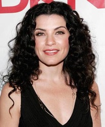  Julianna Margulies