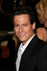  Ioan Gruffudd