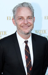  Francis Lawrence
