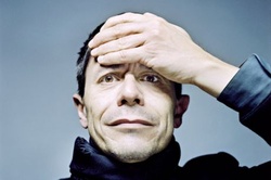  Emmanuel Carrère