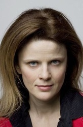  Léa Fazer