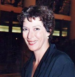  Anne Alvaro