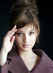  Maria Valverde