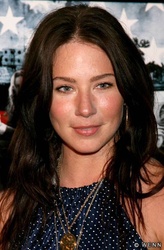  Lynn  Collins