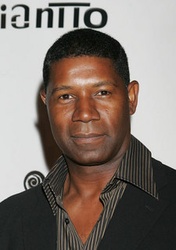  Dennis Haysbert