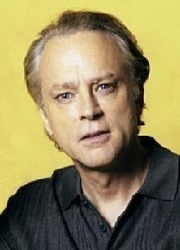  Brad Dourif