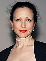 Bebe Neuwirth