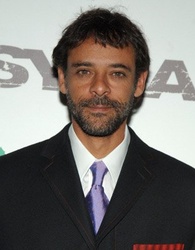  Alexander Siddig