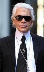  Karl  Lagerfeld