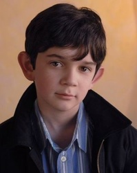  Zach Mills