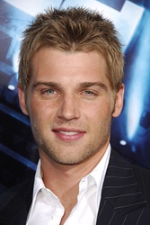  Mike Vogel