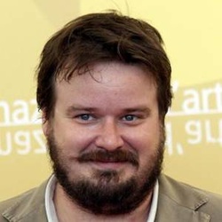  Giuseppe Battiston