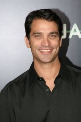  Johnathon Schaech