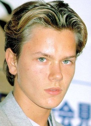  River Phoenix