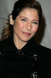  Catherine Keener