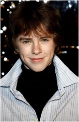  Freddie Highmore