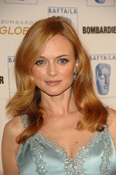  Heather Graham