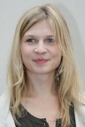  Clémence Poésy