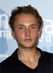  Joshua Close