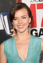  Allison Miller