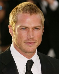  Jason Lewis