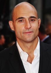  Mark Strong