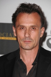  Robert Knepper