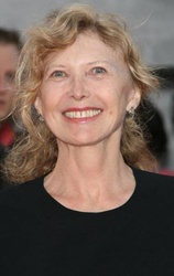 Aurore Clément