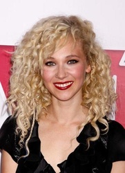  Juno Temple