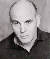  Carmen Argenziano