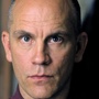 John Malkovich dans Red.