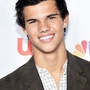 Taylor Lautner, pris dans sa toile?