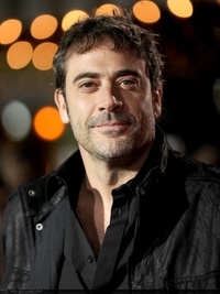 Jeffrey Dean Morgan joue les justiciers...