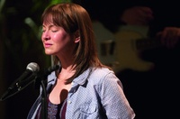 Déferlante de photos pour My Own love song !