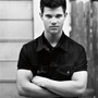 Taylor Lautner est porté disparu !