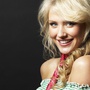 Nicky Whelan obtient un pass pour le cinéma.