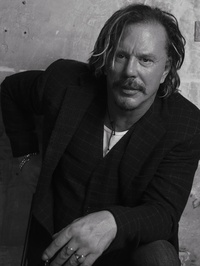 Mickey Rourke sera bien un barbare.
