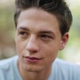 Gregory Smith emménage dans Dream House.