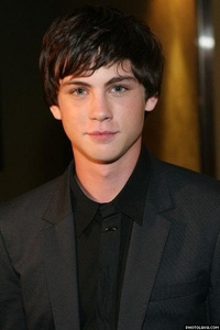 Logan Lerman ne sera pas le nouveau Spidey