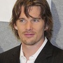Ethan Hawke se confine chez un inconnu