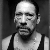 Vinnie Jones et Danny Trejo à la botte de ces dames