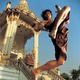 Tony Jaa arrête le cinéma pour devenir moine !