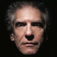 Cronenberg grimpe sur la table ?