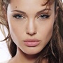 Angelina Jolie dans le prochain Tim Burton ?