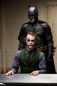 Batman, the Dark Knight en série ?